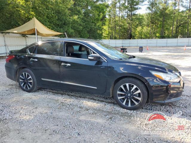 1N4AL3AP6JC112087 2018 NISSAN ALTIMA photo no. 4