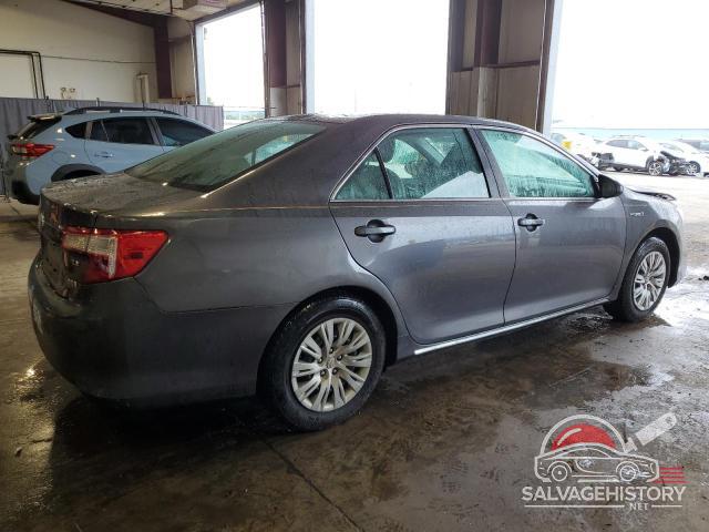 4T1BD1FK0EU099071 2014 TOYOTA CAMRY photo no. 3