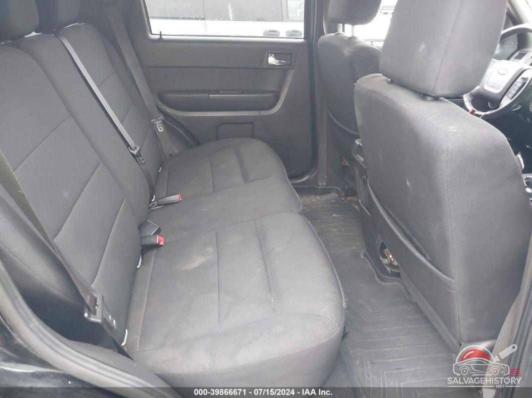1FMCU9D70AKA85419 2010 FORD ESCAPE photo no. 8