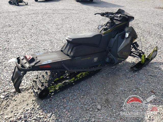 SN1TDV8R1NC817904 2022 POLA SNOWMOBILE photo no. 4