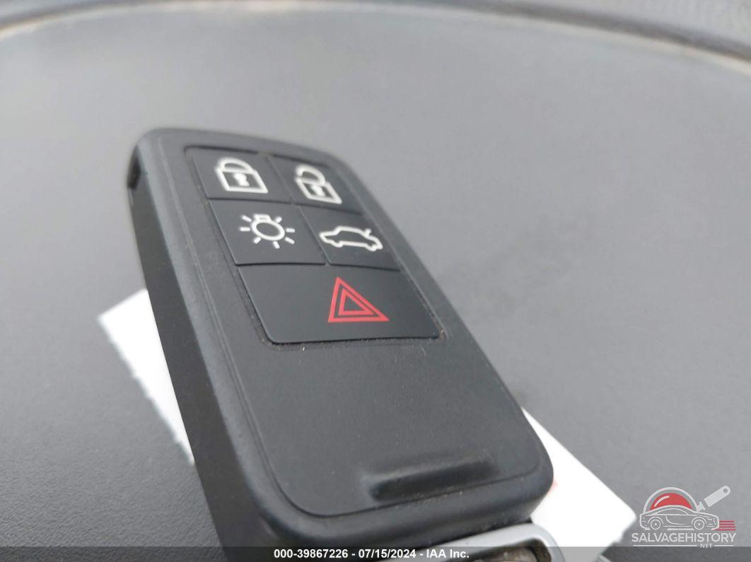 YV4992DZ6A2029538 2010 VOLVO XC60 photo no. 11