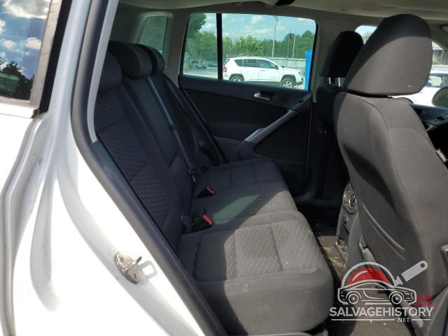 WVGAV75NX9W525866 2009 VOLKSWAGEN TIGUAN photo no. 11