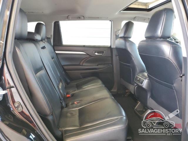 5TDJZRFH1JS550267 2018 TOYOTA HIGHLANDER photo no. 11