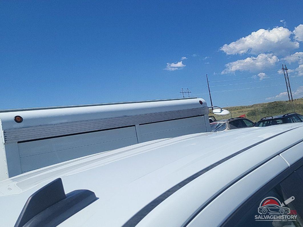 1GCRYDEK9KZ362618 2019 CHEVROLET SILVERADO photo no. 2