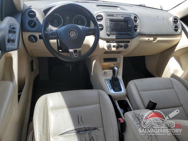 WVGAV7AXXHW511083 2017 VOLKSWAGEN TIGUAN photo no. 8