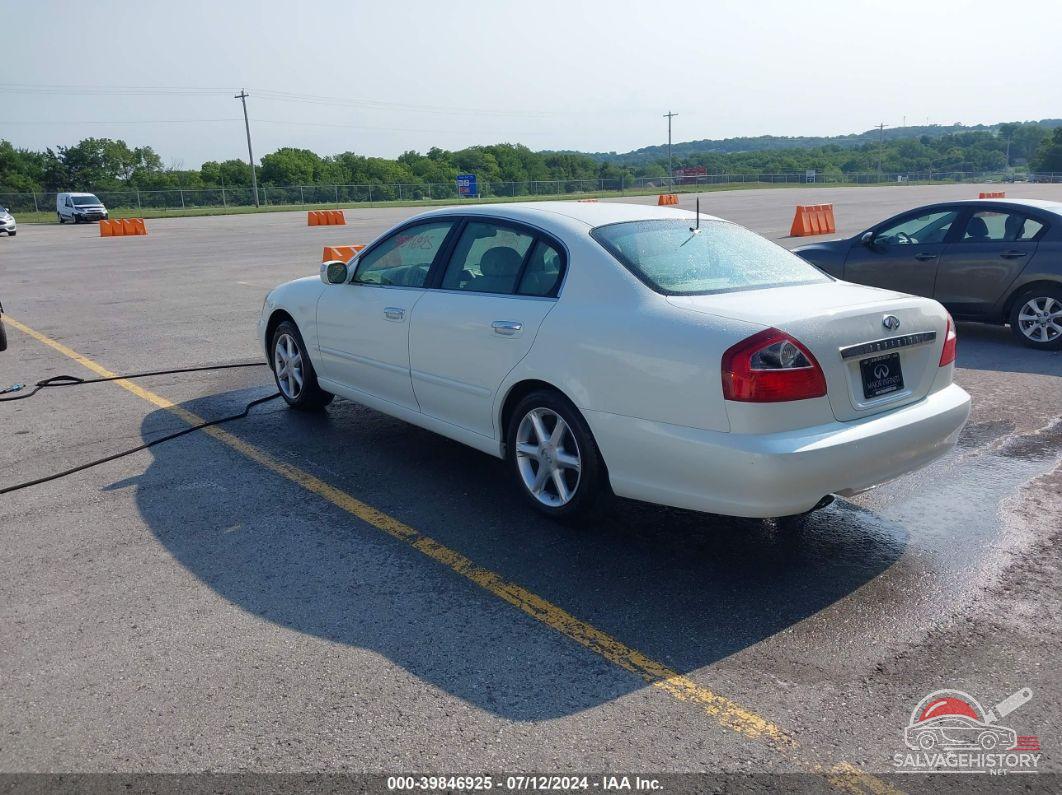JNKBF01AX2M007658 2002 INFINITI Q45 photo no. 3