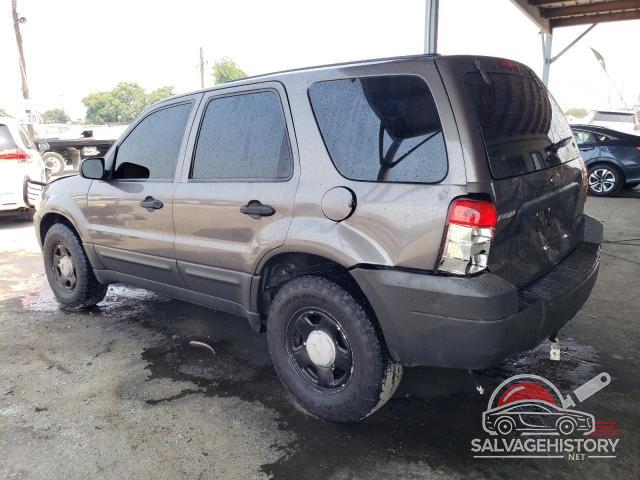1FMYU92Z06KA49120 2006 FORD ESCAPE photo no. 2