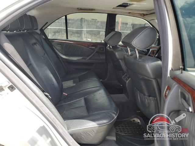 WDBJF65J91B220183 2001 MERCEDES-BENZ E-CLASS photo no. 10