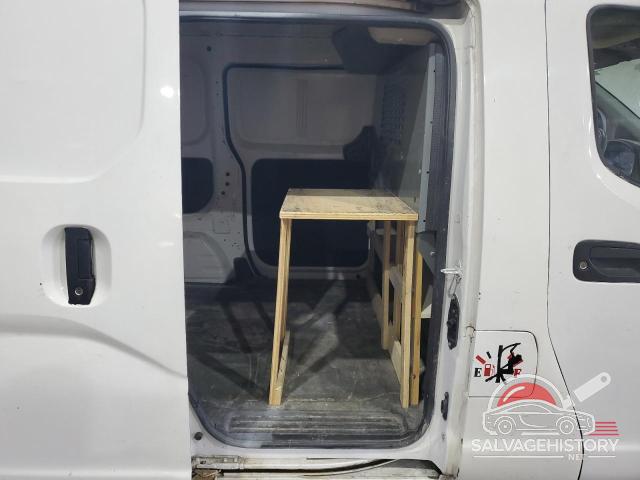 3N6CM0KN3HK695067 2017 NISSAN NV photo no. 11