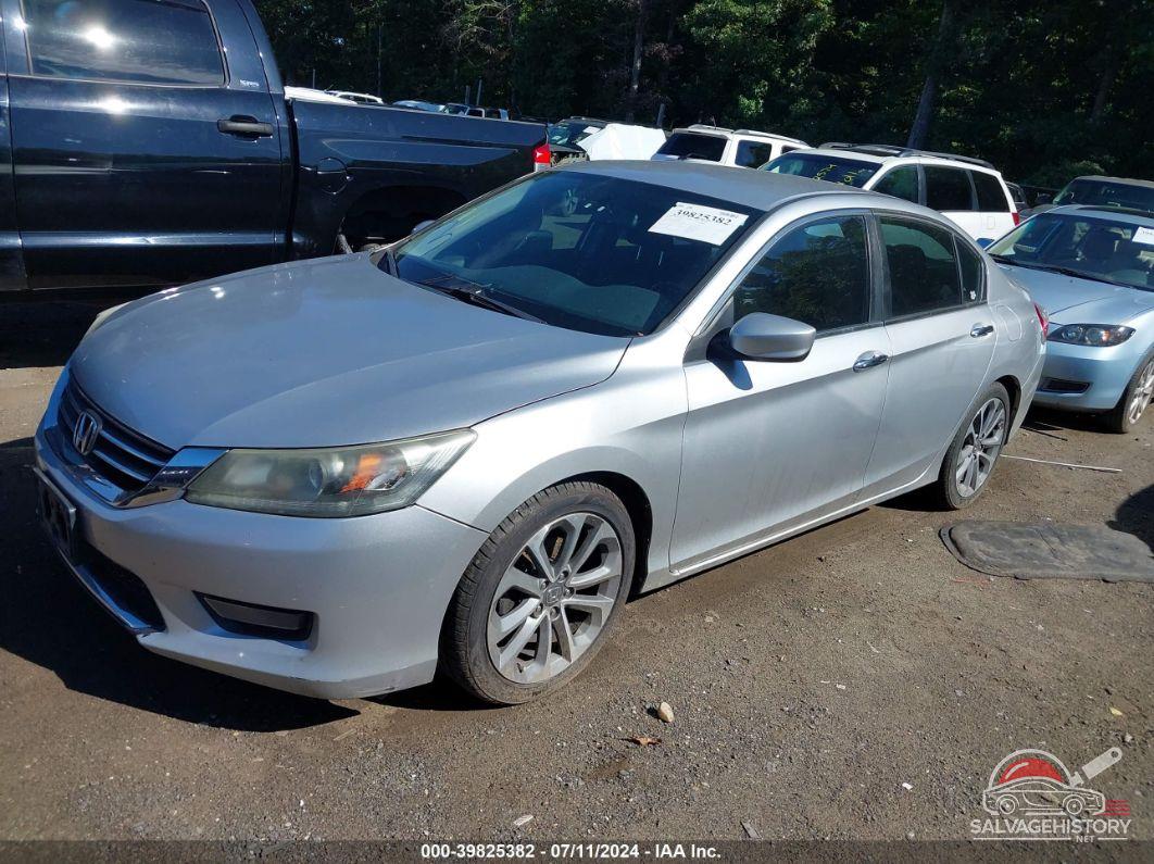 1HGCR2F52FA028713 2015 HONDA ACCORD photo no. 2