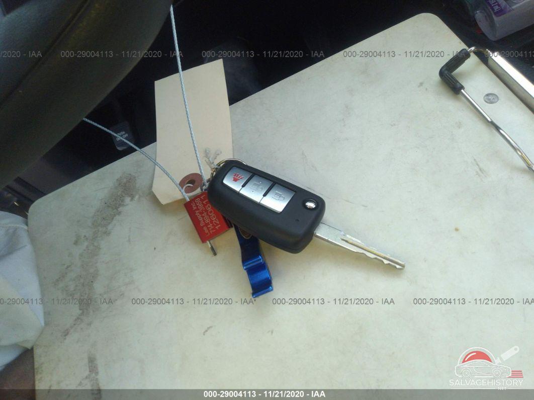 KNMAT2MV8JP568776 2018 NISSAN ROGUE photo no. 11