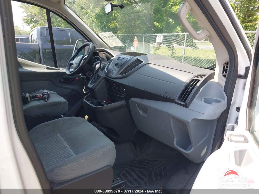 1FTNR1ZM3FKA76736 2015 FORD TRANSIT-250 photo no. 5