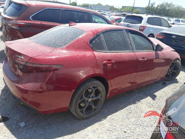 ZARFAECN2H7557092 2017 ALFA ROMEO GIULIA photo no. 3