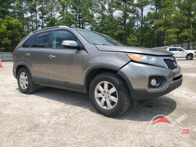 5XYKT4A66DG364384 2013 KIA SORENTO photo no. 4