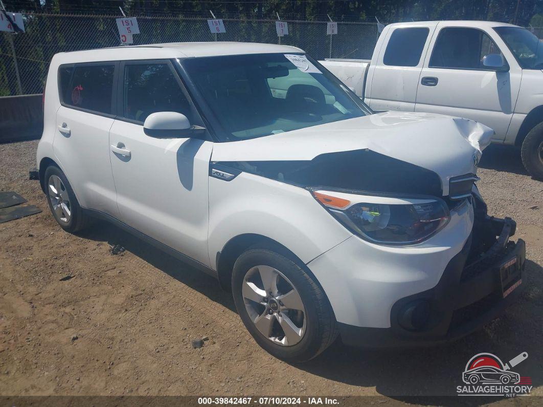 KNDJN2A2XH7421602 2017 KIA SOUL photo no. 11