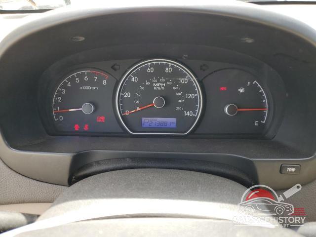 KMHDU4AD5AU042765 2010 HYUNDAI ELANTRA photo no. 9