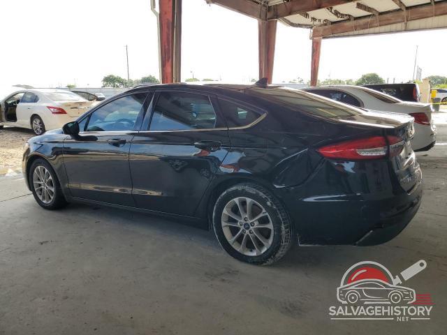 3FA6P0HD2KR272524 2019 FORD FUSION photo no. 2
