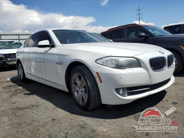 WBAXH5C55DDW11777 2013 BMW 5 SERIES photo no. 4