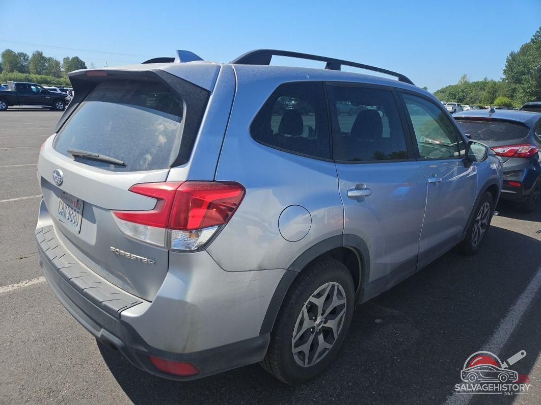 JF2SKAJC0MH580456 2021 SUBARU FORESTER photo no. 4