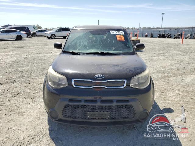 KNDJP3A51F7111961 2015 KIA SOUL photo no. 5