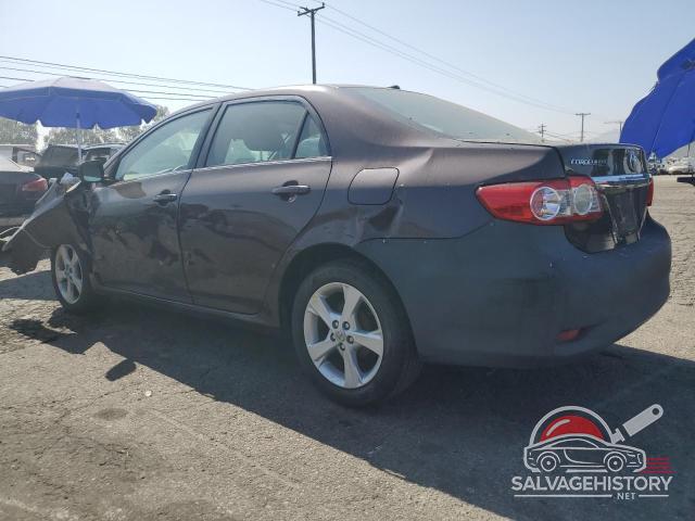 2T1BU4EEXDC067337 2013 TOYOTA COROLLA photo no. 2