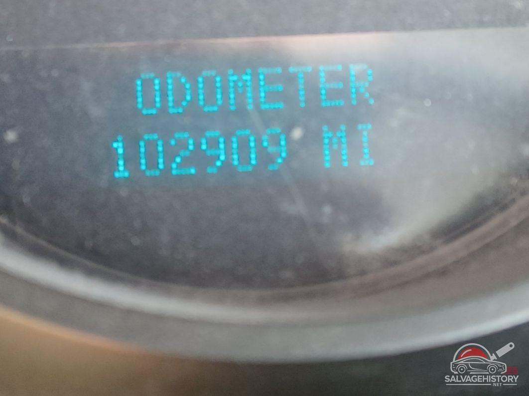 1GCNCPEX7BZ134675 2011 CHEVROLET SILVERADO photo no. 2