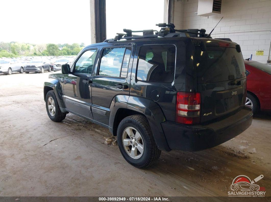 1J4PN2GK2BW518186 2011 JEEP LIBERTY photo no. 3