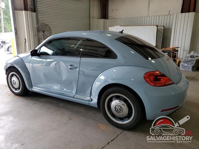 3VWHX7ATXDM607801 2013 VOLKSWAGEN BEETLE photo no. 2