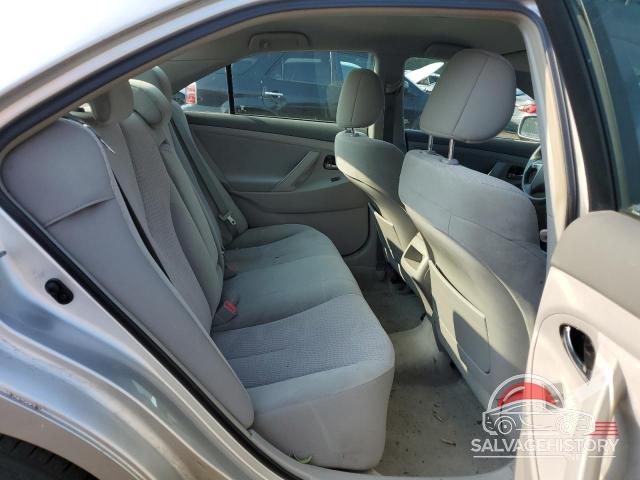 4T1BF3EK2BU187932 2011 TOYOTA CAMRY photo no. 10