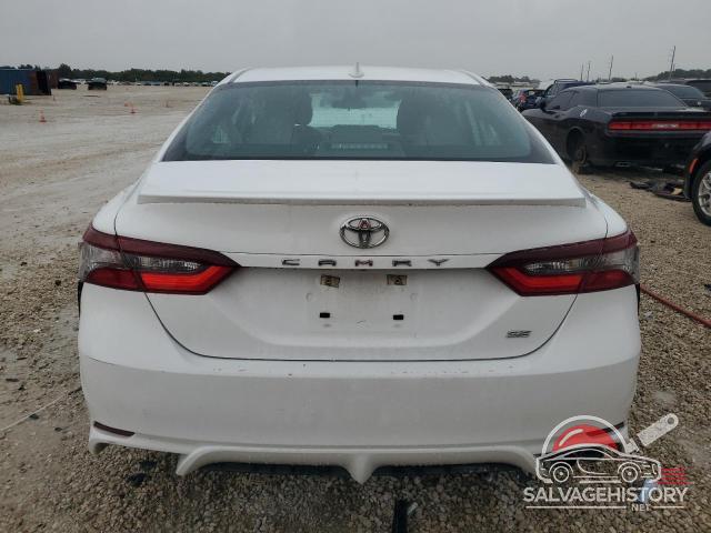 4T1G11AK1MU606189 2021 TOYOTA CAMRY photo no. 6