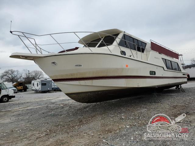 HBAC5227A989 1989 BOAT HOUSE BOAT photo no. 2