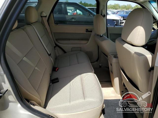 1FMCU0D76BKC63959 2011 FORD ESCAPE photo no. 10