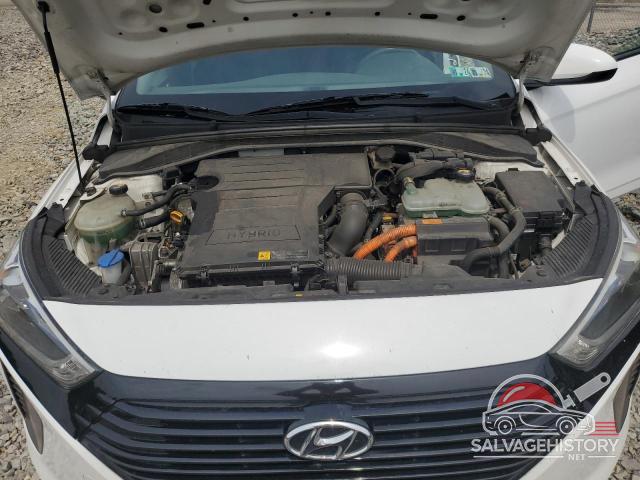 KMHC65LC3HU032004 2017 HYUNDAI IONIQ photo no. 11
