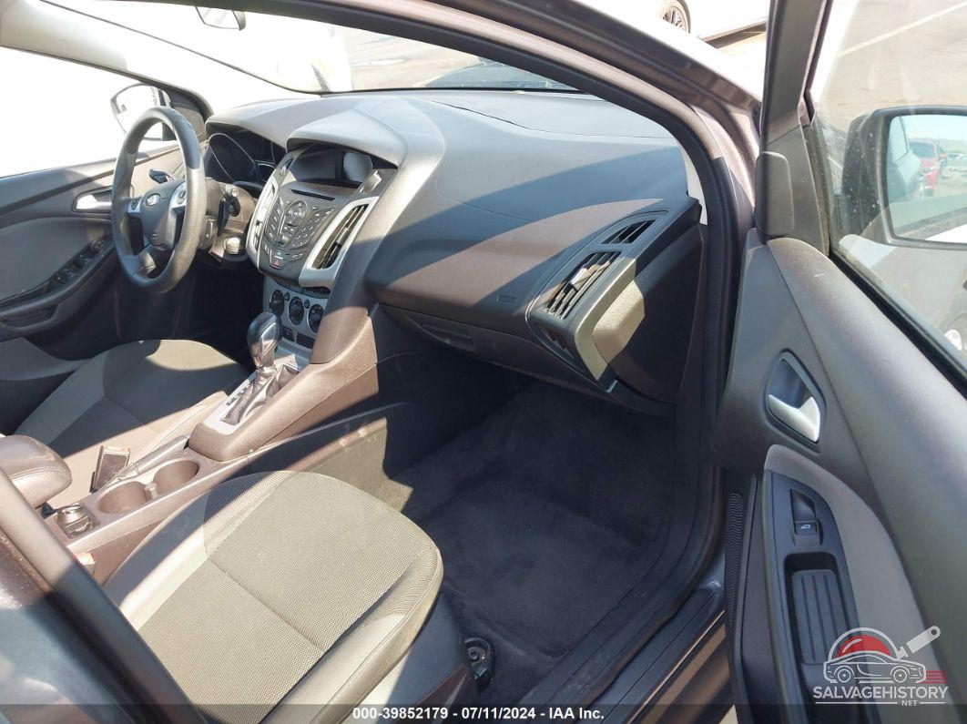 1FADP3K29DL374579 2013 FORD FOCUS photo no. 5