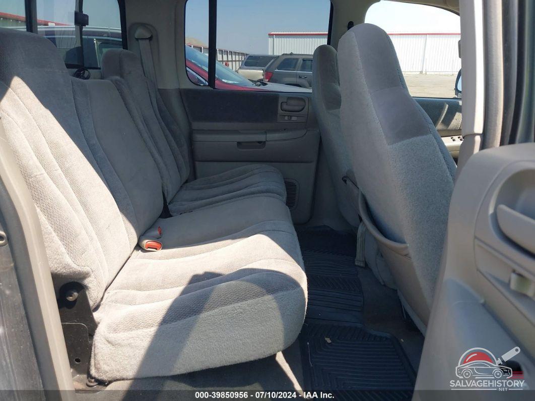 1D7HG48N64S504851 2004 DODGE DAKOTA photo no. 8