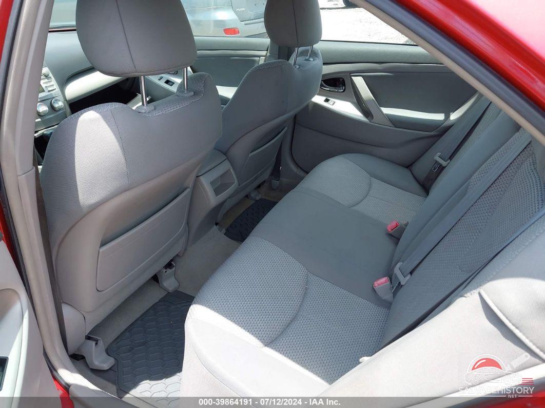 4T1BF3EK2BU732544 2011 TOYOTA CAMRY photo no. 8
