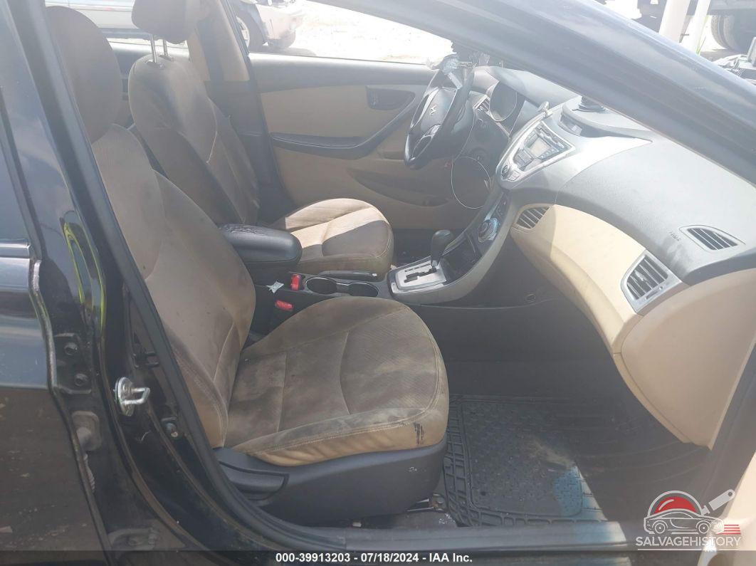 5NPDH4AE7CH067519 2012 HYUNDAI ELANTRA photo no. 5
