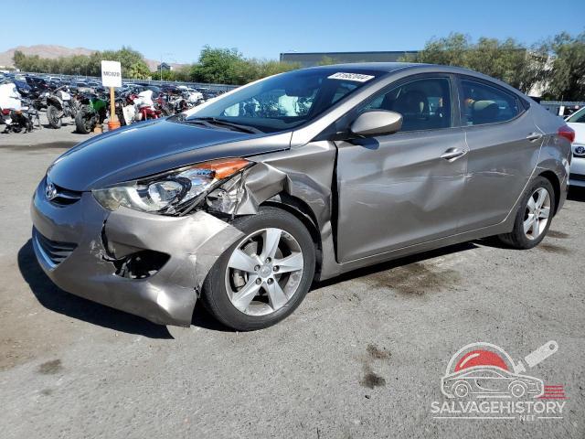 5NPDH4AE7DH236780 2013 HYUNDAI ELANTRA photo no. 9