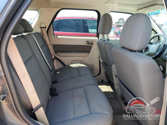 1FMCU037X9KC21144 2009 FORD ESCAPE photo no. 11