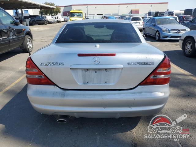 WDBKK49F01F172608 2001 MERCEDES-BENZ SLK-CLASS photo no. 6