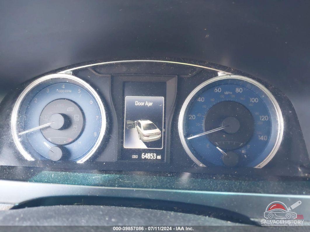 4T1BF1FK2HU808663 2017 TOYOTA CAMRY photo no. 7