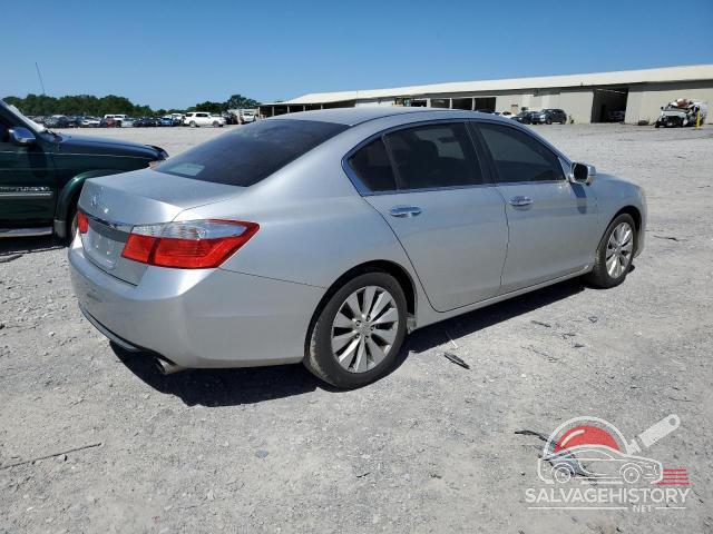 1HGCR2F72DA037409 2013 HONDA ACCORD photo no. 3