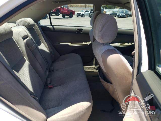 4T1BE32K92U065706 2002 TOYOTA CAMRY photo no. 10