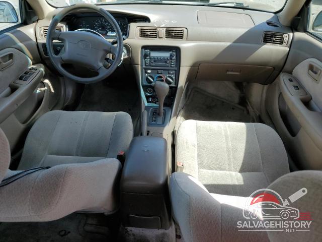 JT2BG22K210599105 2001 TOYOTA CAMRY photo no. 8