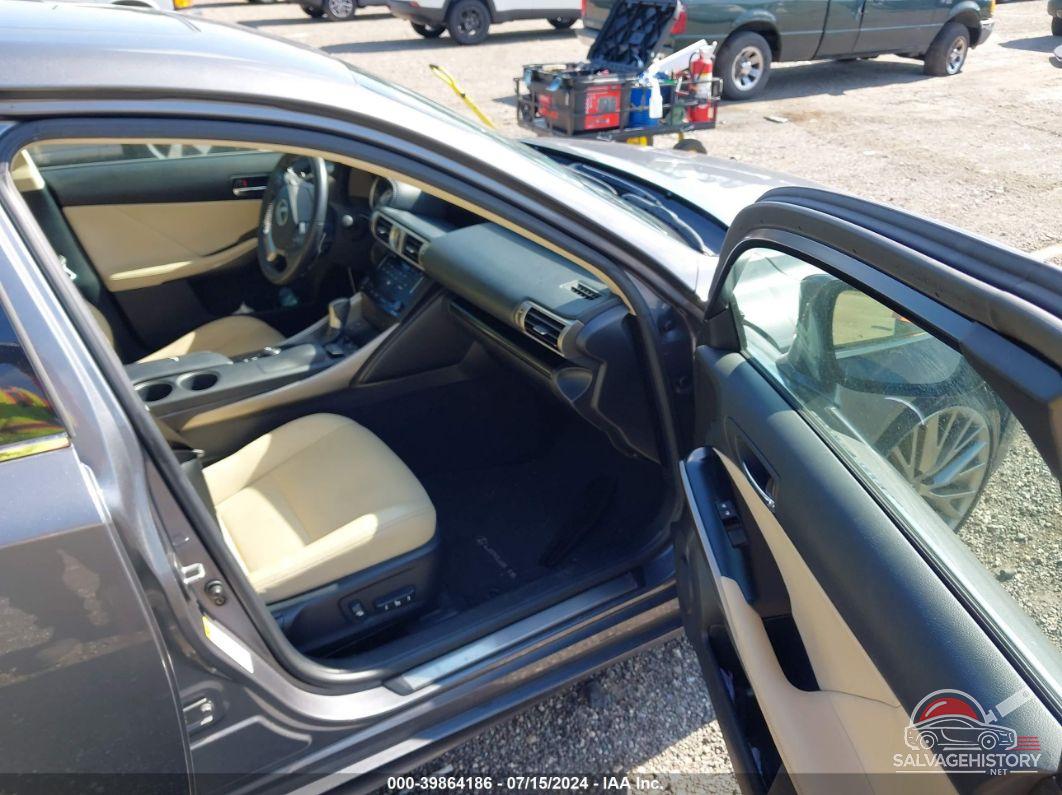 JTHBF1D26E5017340 2014 LEXUS IS photo no. 5