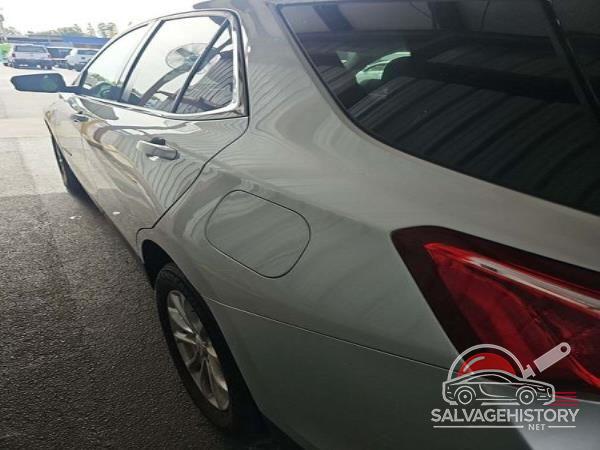 2GNAXUEV8L6229623 2020 CHEVROLET EQUINOX photo no. 5