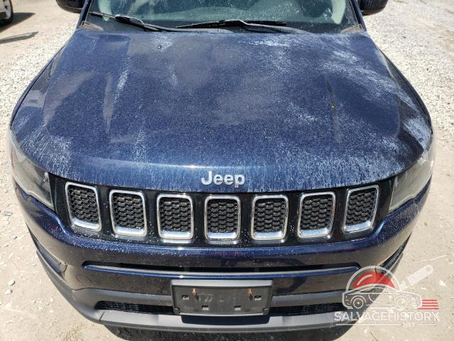 3C4NJDBB3JT154697 2018 JEEP COMPASS photo no. 12