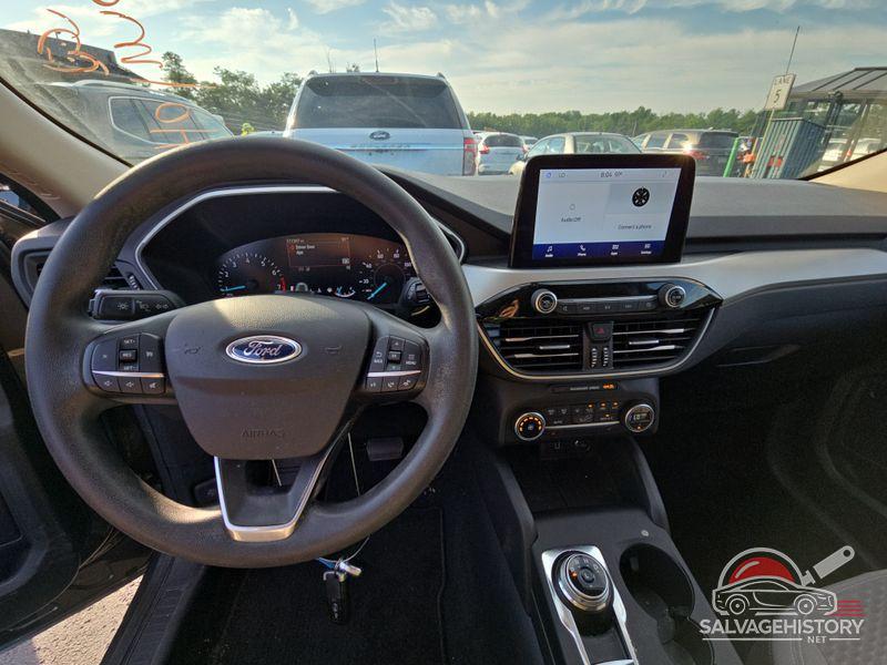 1FMCU0G64LUB14832 2020 FORD ESCAPE photo no. 4