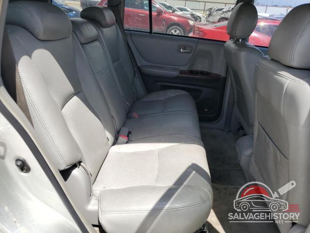 JTEDP21A740025057 2004 TOYOTA HIGHLANDER photo no. 11