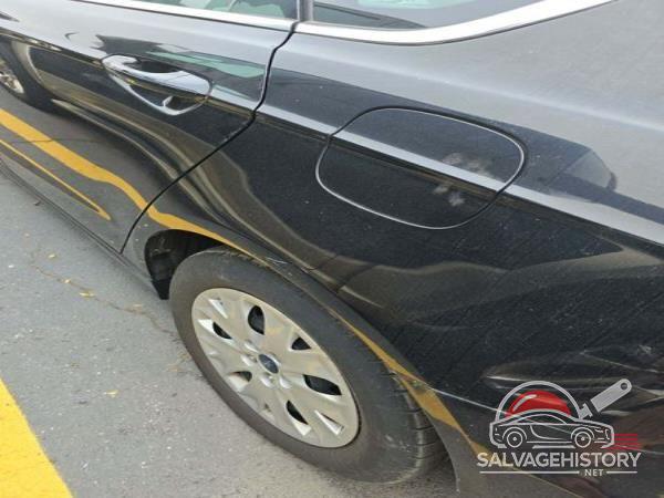 3FA6P0G76KR143097 2019 FORD FUSION photo no. 2